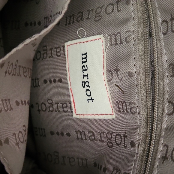 Margot Custom Purple Leather Shoulder Bag - Picture 9 of 9